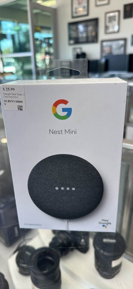 Google Nest Mini 2nd generation smart speaker, photo 2