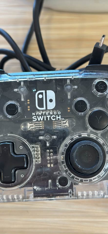 wired controller for Nintendo Switch, photo 4