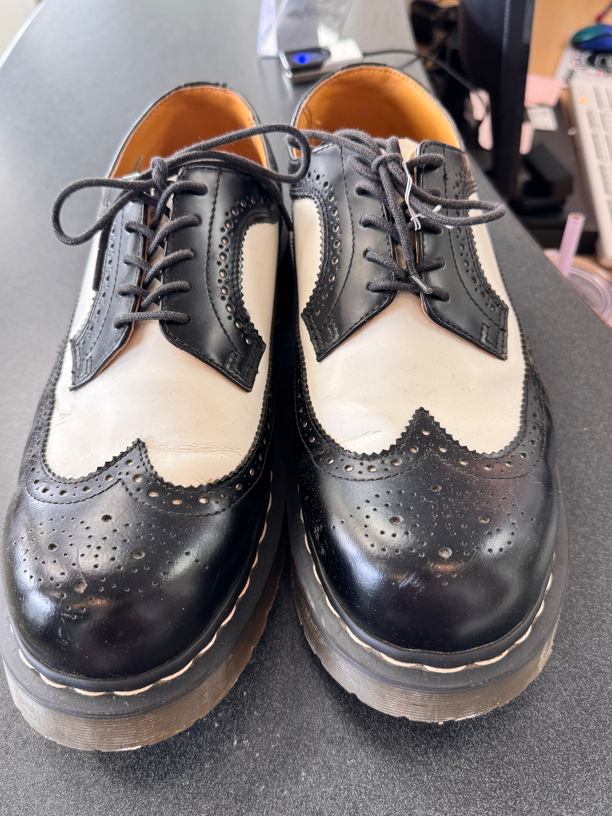 Doc Martens blk/white Mens sz 12, photo 2