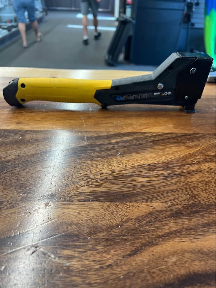 Dewalt Tack Hammer, photo 2