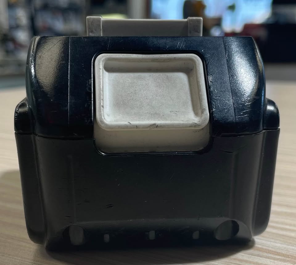 MAKITA XFD11 WITH 4.0AH 18V BATTERY, photo 6 of 7