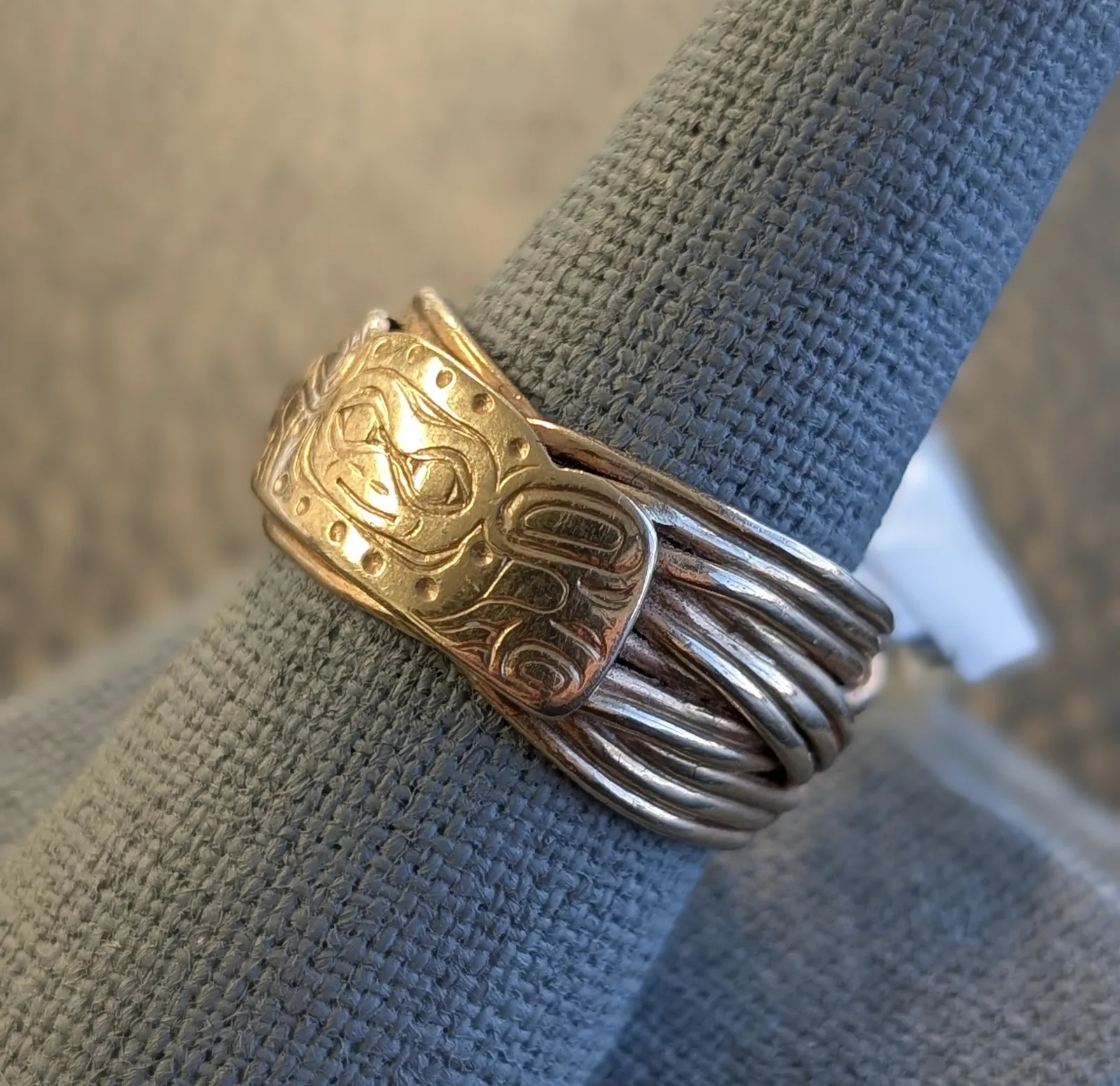 9.2gm 14k Gold Tlingit Ring, photo 2