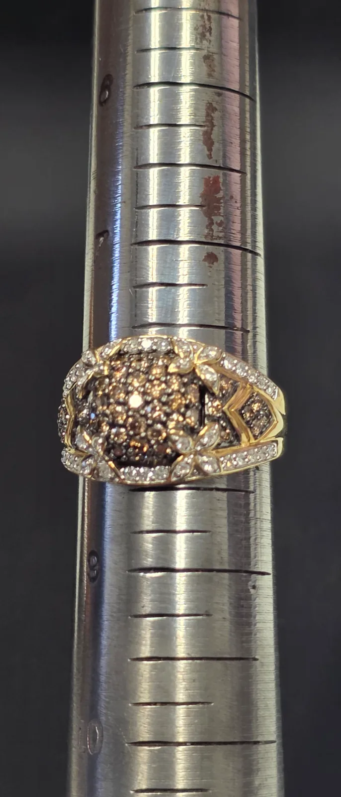 Size 8 Unique Yellow Gold Diamond Ring, photo 2