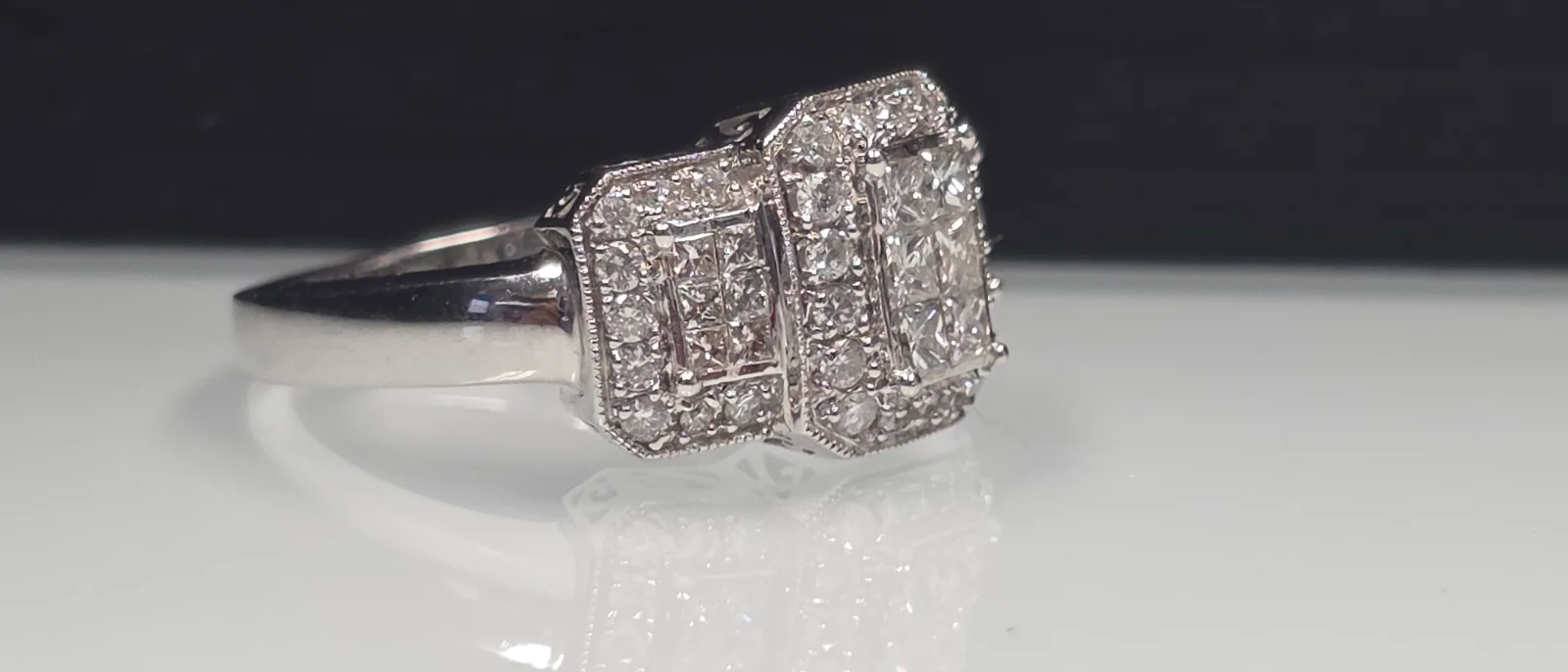 White Gold Diamond Ring, w/Diamonds Size 7, photo 2