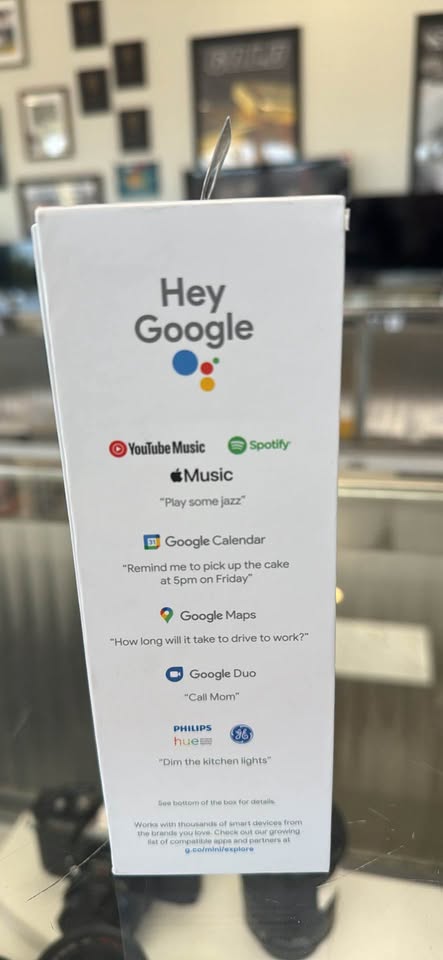 Google Nest Mini 2nd generation smart speaker, photo 3