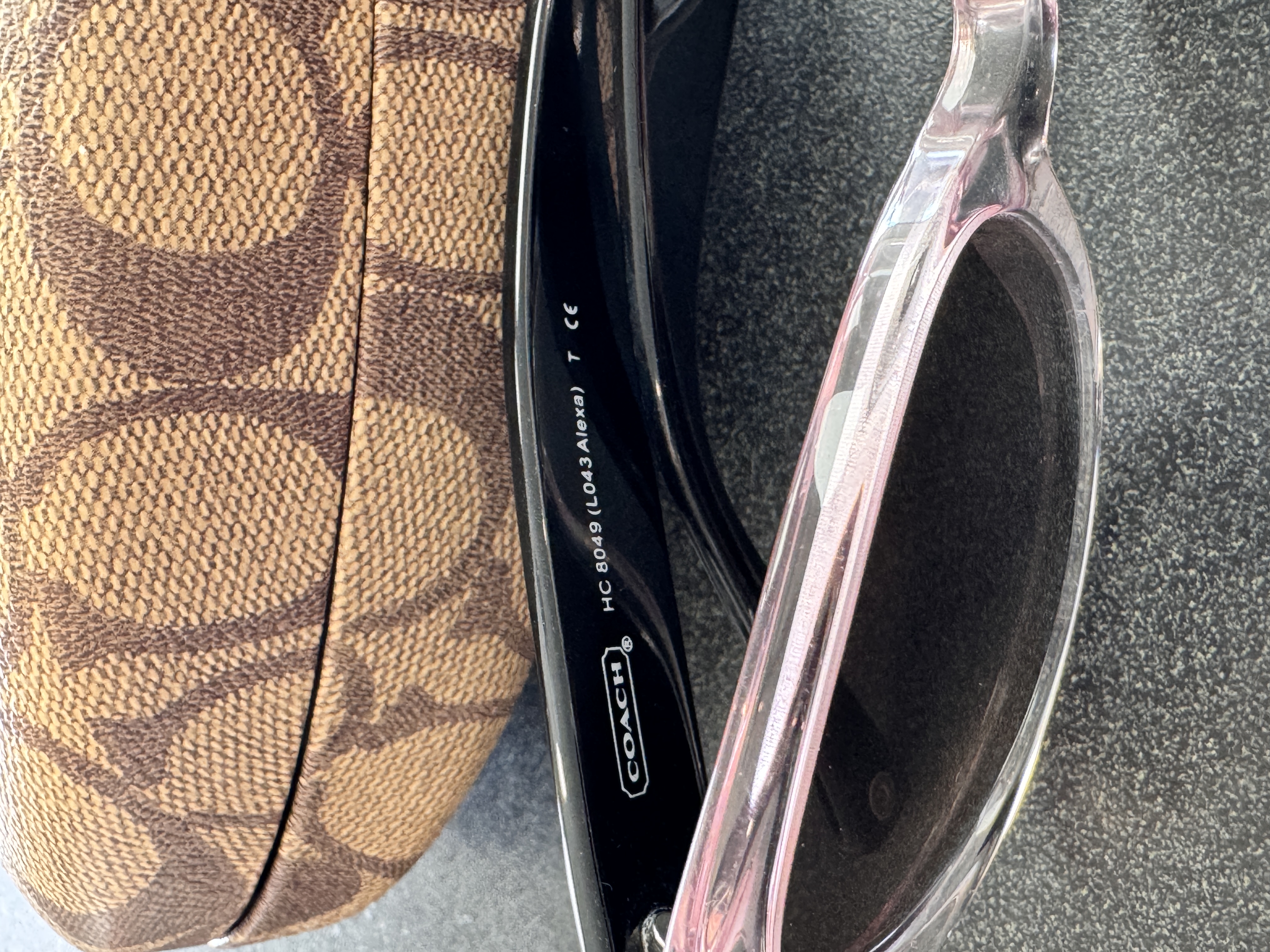 Coach Crystal Sunglasses w Case, photo 3