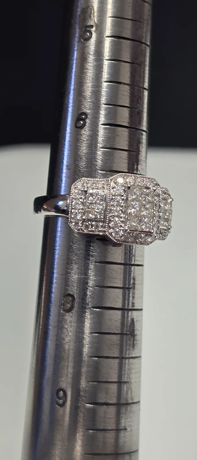 White Gold Diamond Ring, w/Diamonds Size 7, photo 4