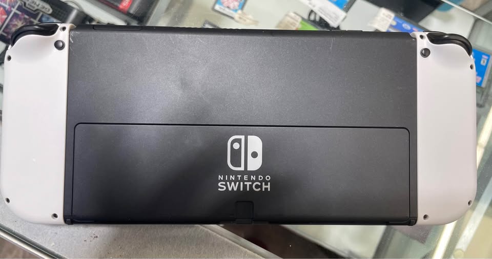 🎮 Nintendo Switch OLED – Model HEG-001, photo 3