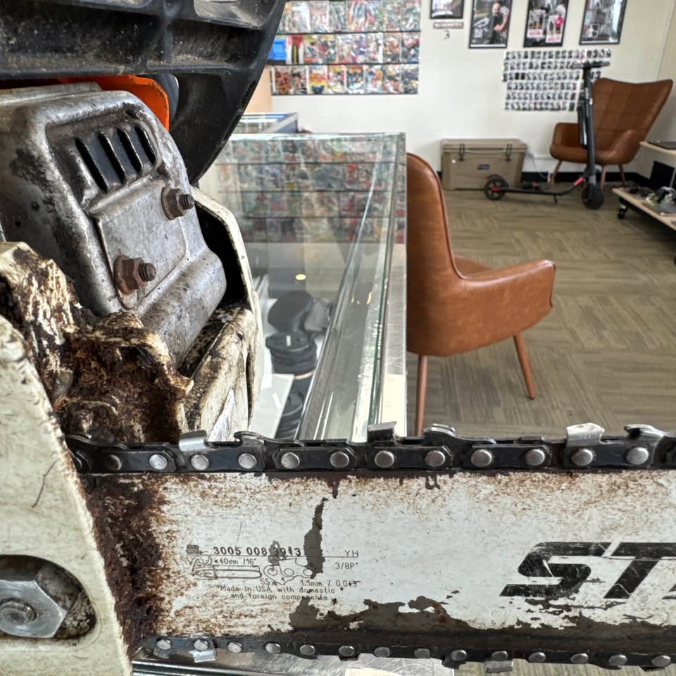 STIHL gas chainsaw, photo 3