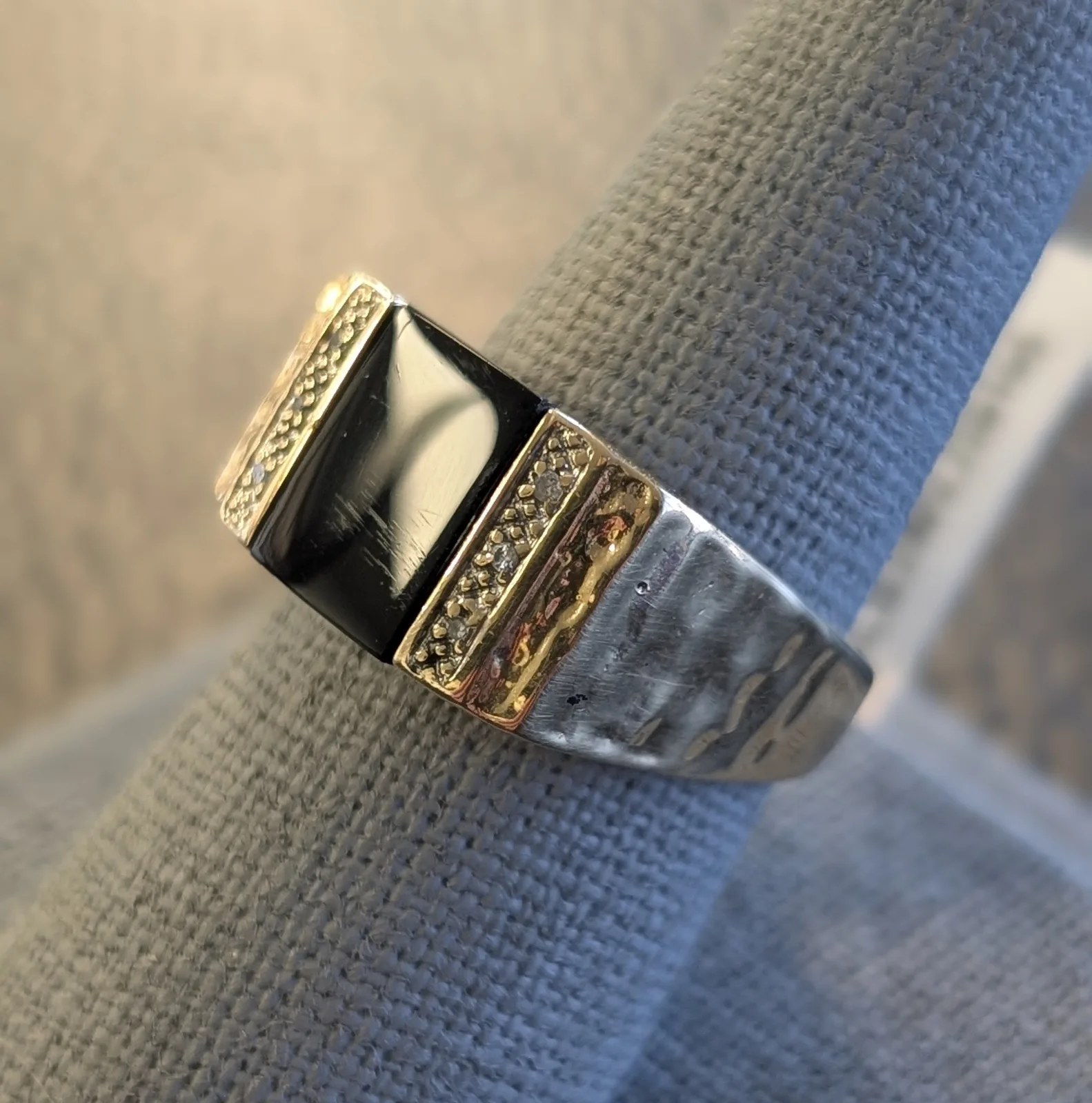 6gm 14k Gold Men's Ring with Black Stone, photo 2