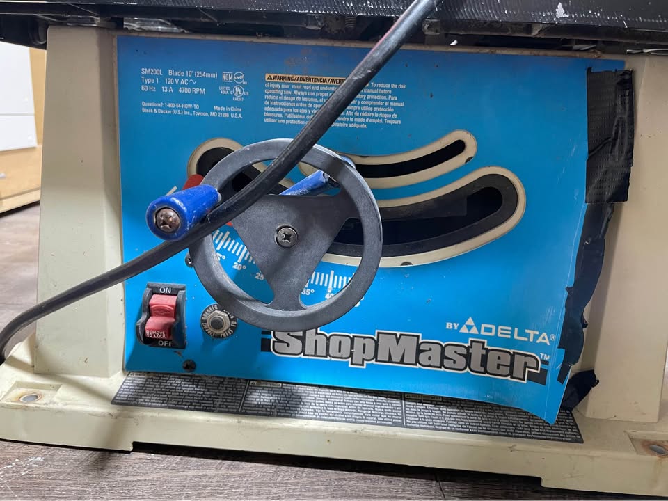 OLDER SHOP MASTER DELTA TABLE SAW, W/NEW BLADE, photo 2 of 4