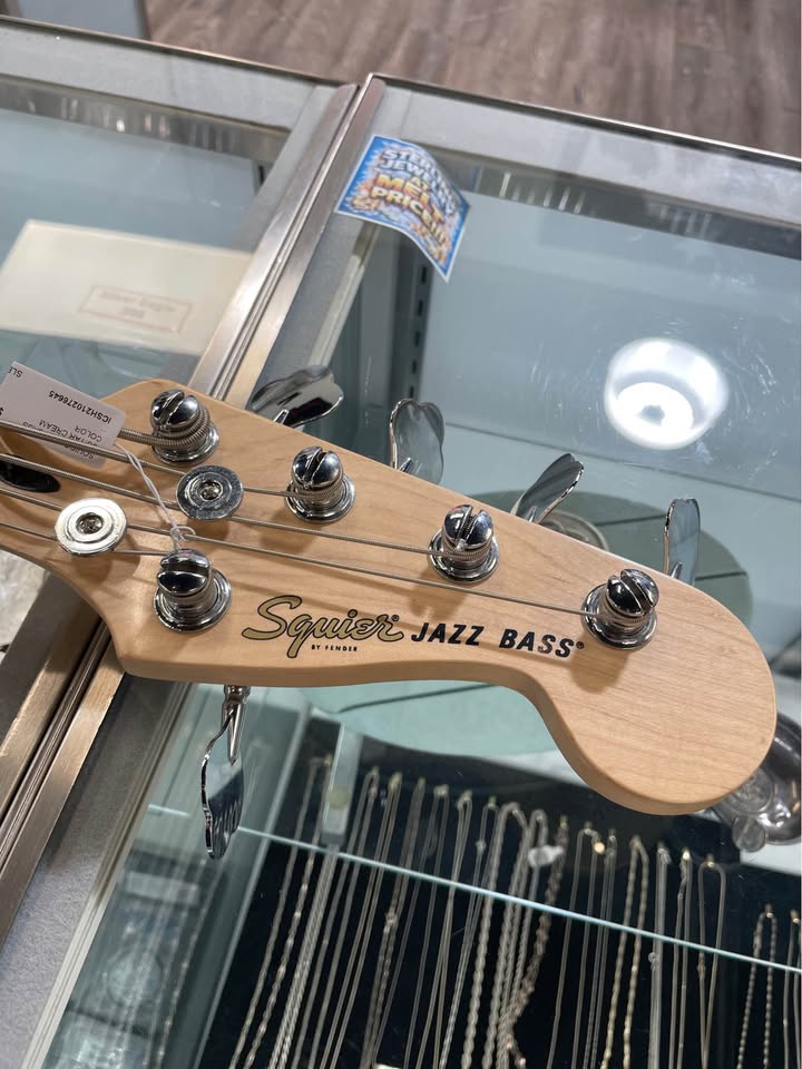 🎸 SQUIER JAZZ BASS GUITAR – CREAM 🎸, photo 8