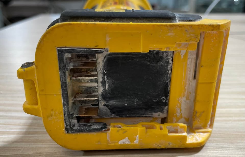 DEWALT DCS551, photo 4
