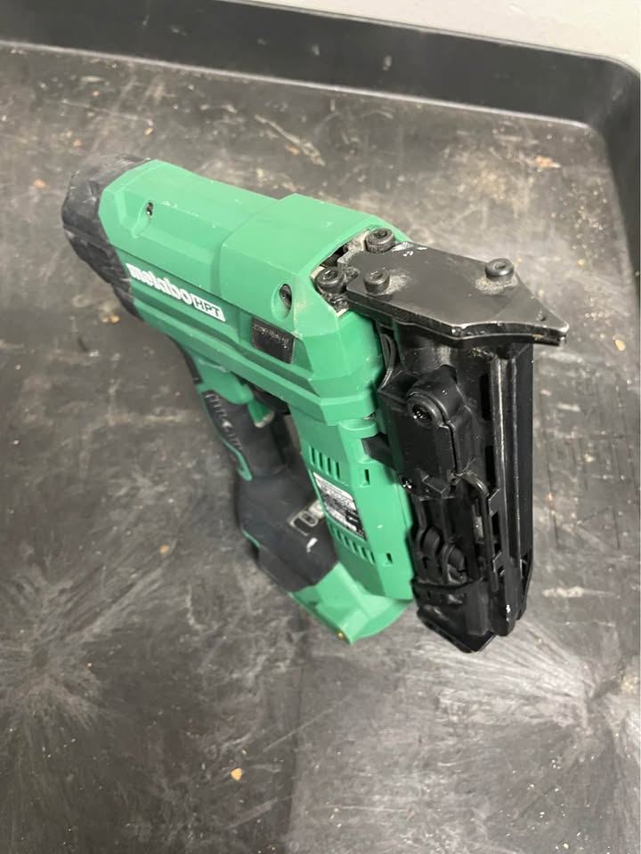 🔨 Metabo HPT NP1835DA Cordless Pin Nailer 🔋, photo 4