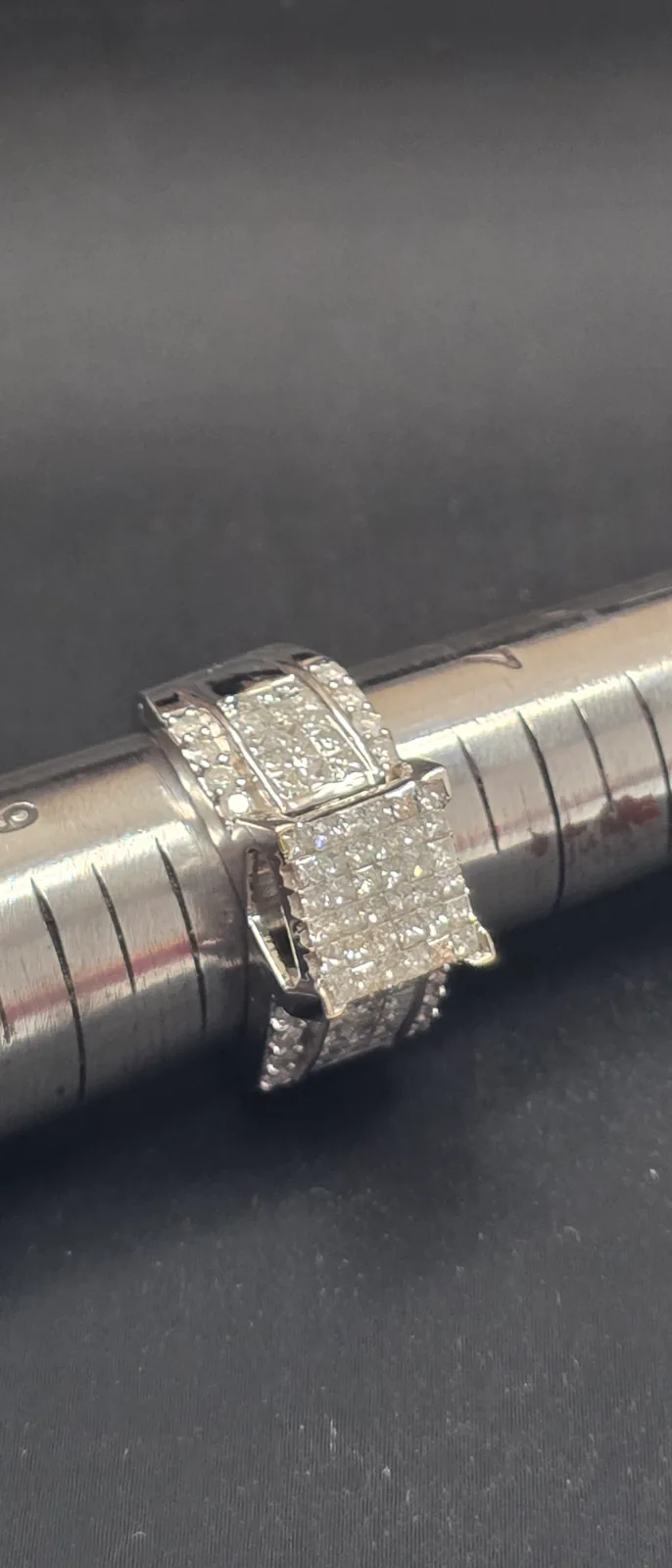 Diamond Cluster Ladies 14k Gold Ring, Sz 8, photo 3
