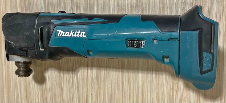 MAKITA XMT03 (TOOL ONLY), photo 1 of 4