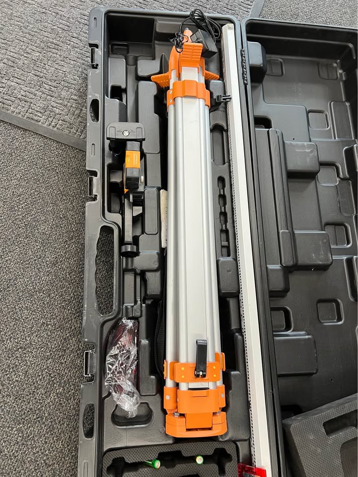 Johnson 40-6526 Kit Level Rotary Laser 1500 range with receiver, photo 3
