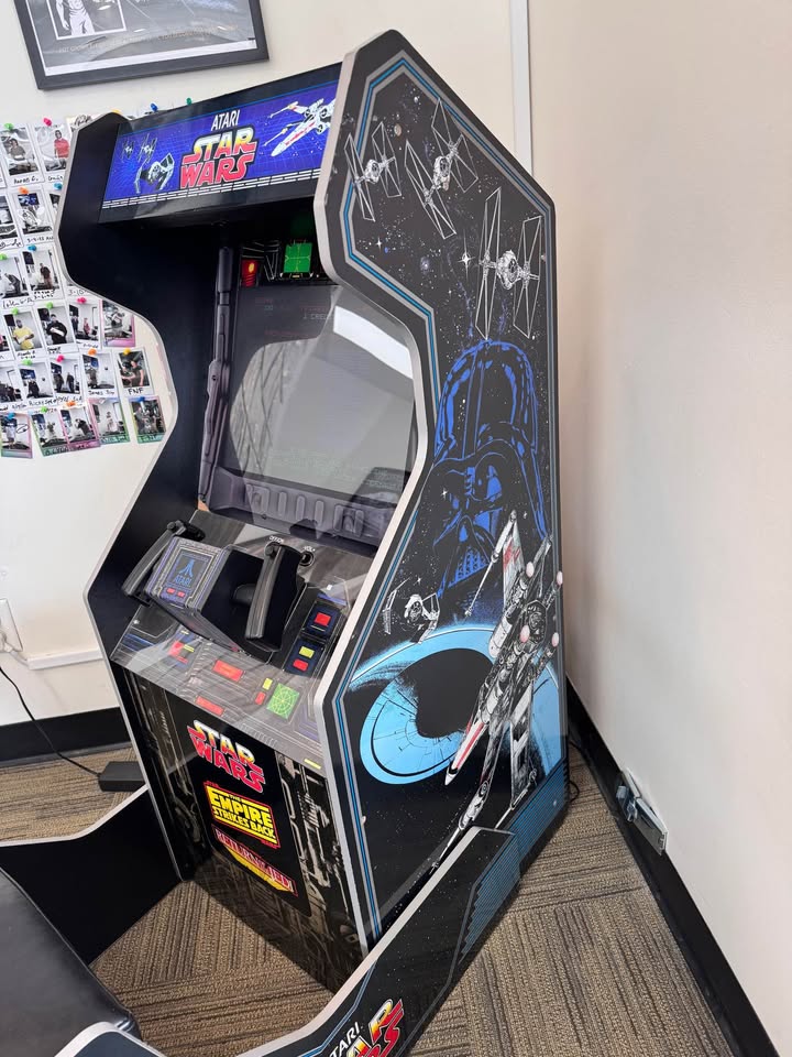 Atari Star Wars themed machine, photo 4