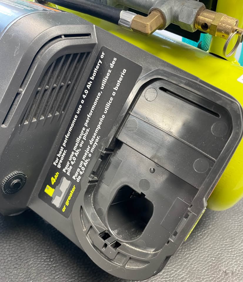 💨 RYOBI P739 18V Cordless Air Compressor w/ Hose, photo 7
