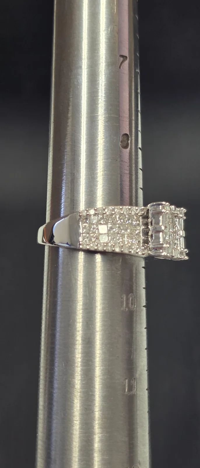 White 14k Gold Diamond Ring, Size 9, photo 2