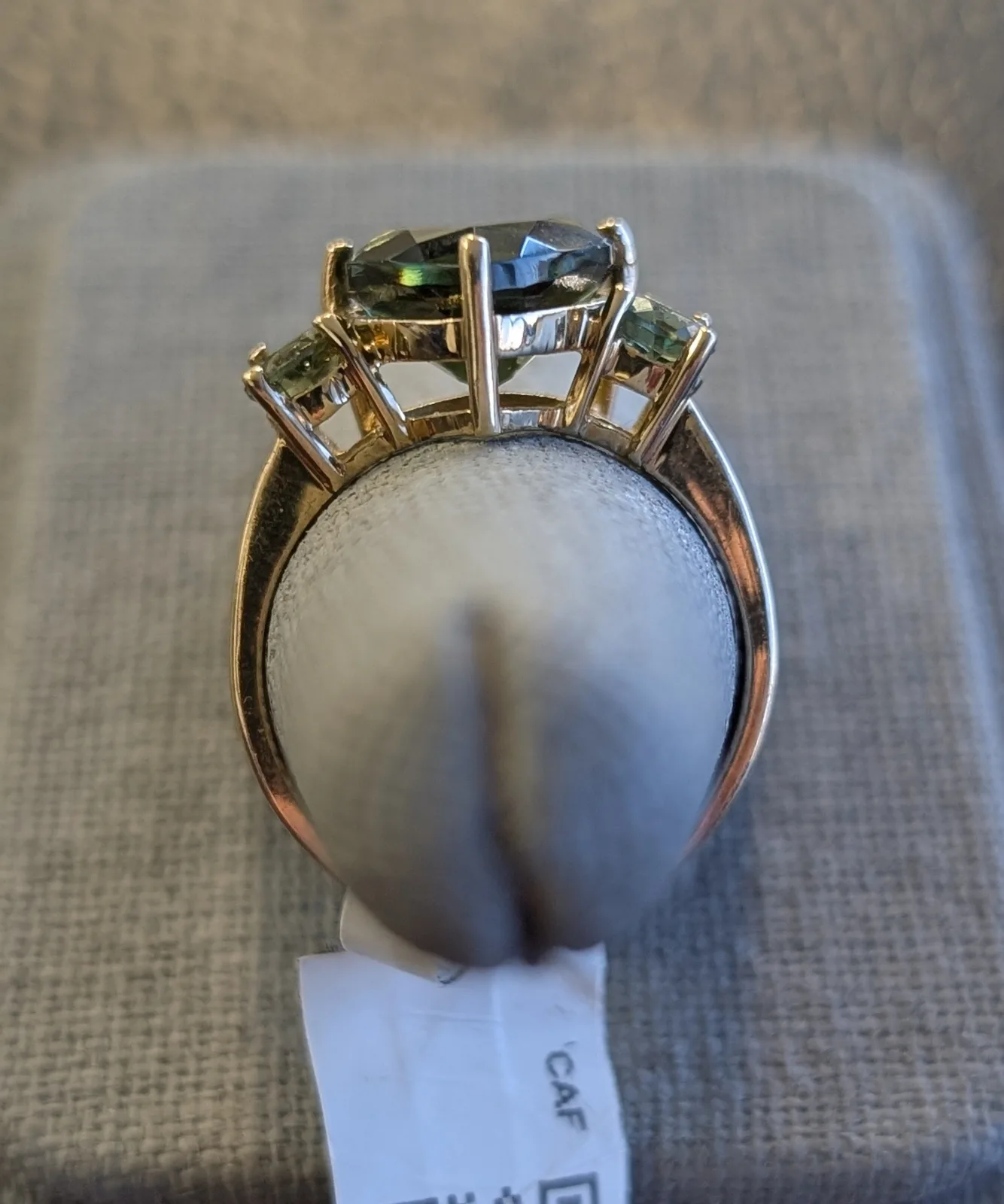 3.5gm 14k Gold Ring with Green Stones, photo 3