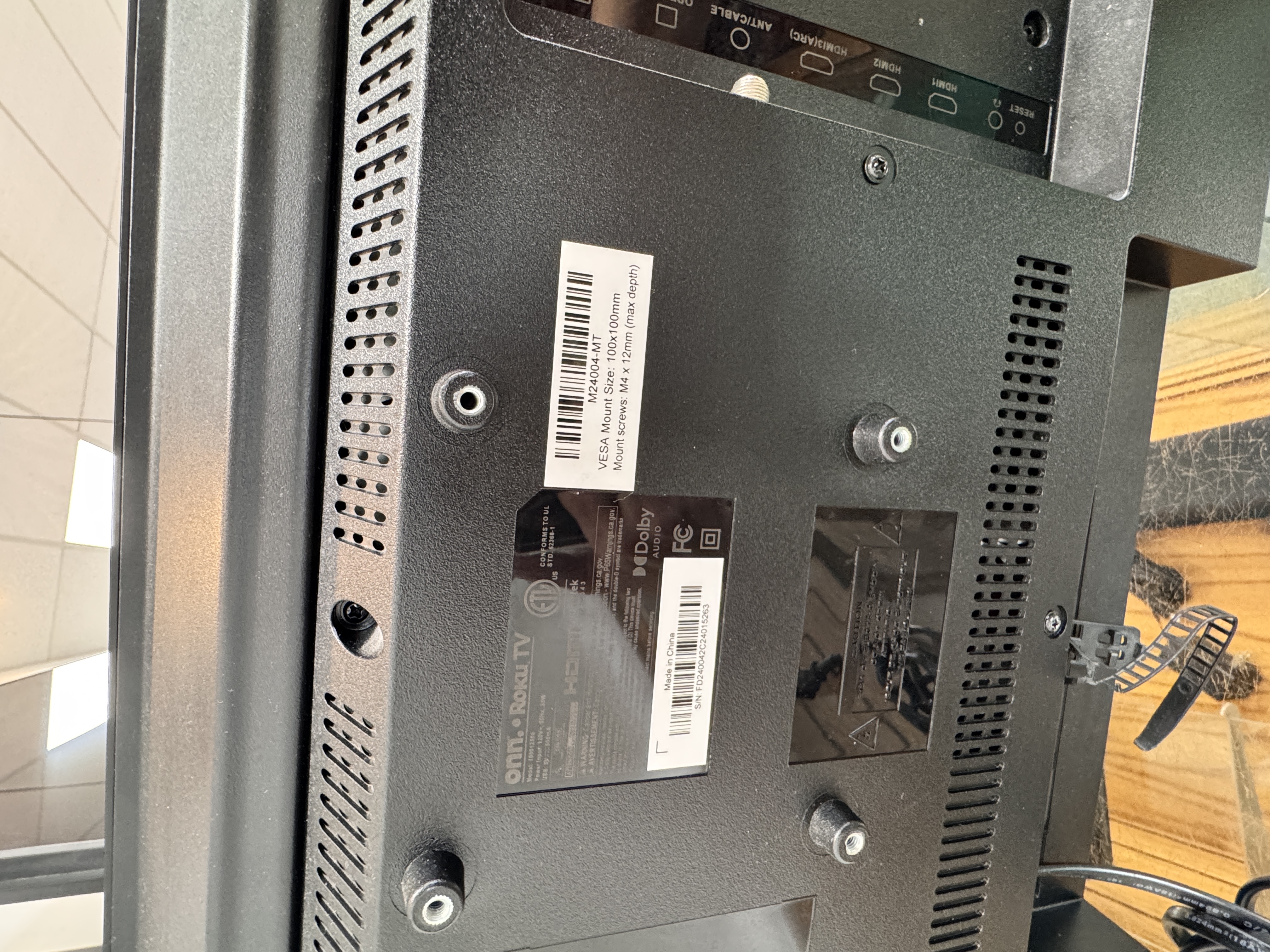 onn 32" HD, 100012589 (M24004-MT), photo 2