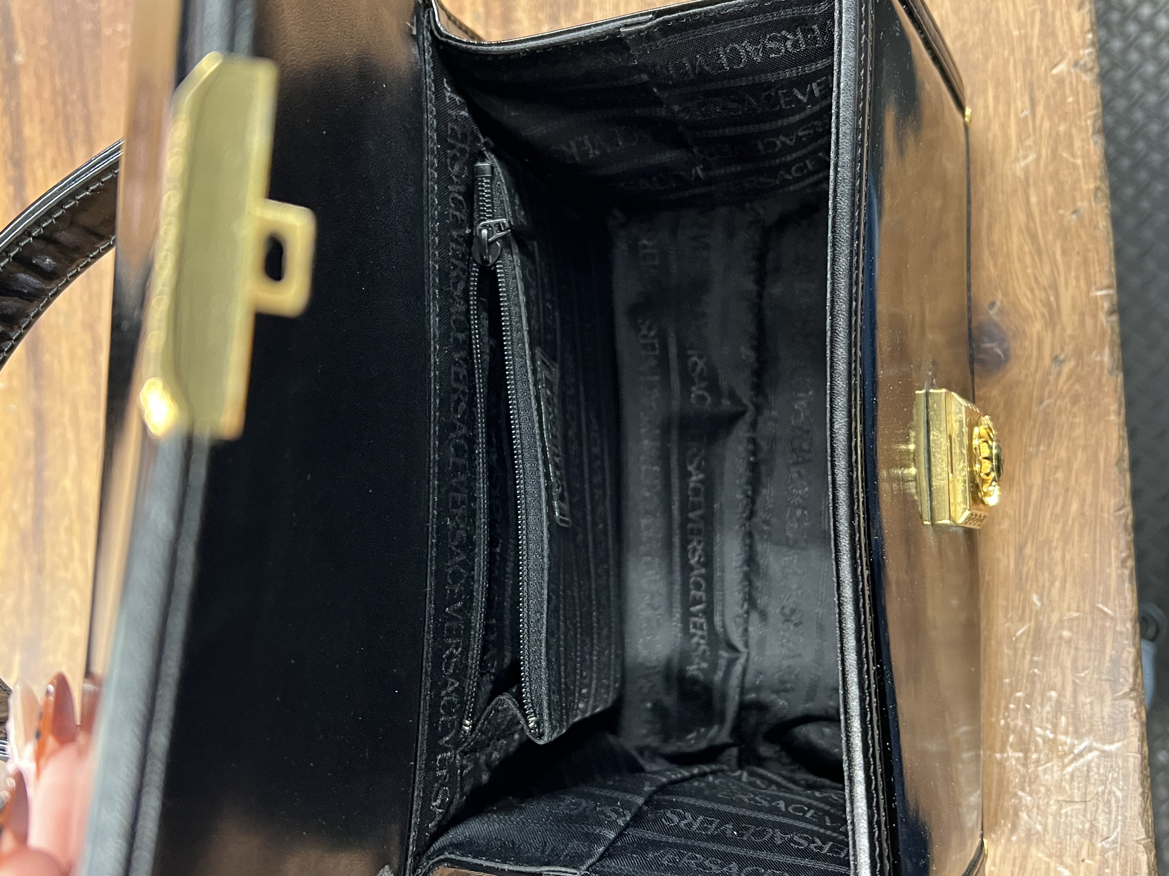 1990s GIANNI VERSACE Box Bag Medusa/Sunburst Black Patent Leather, photo 3