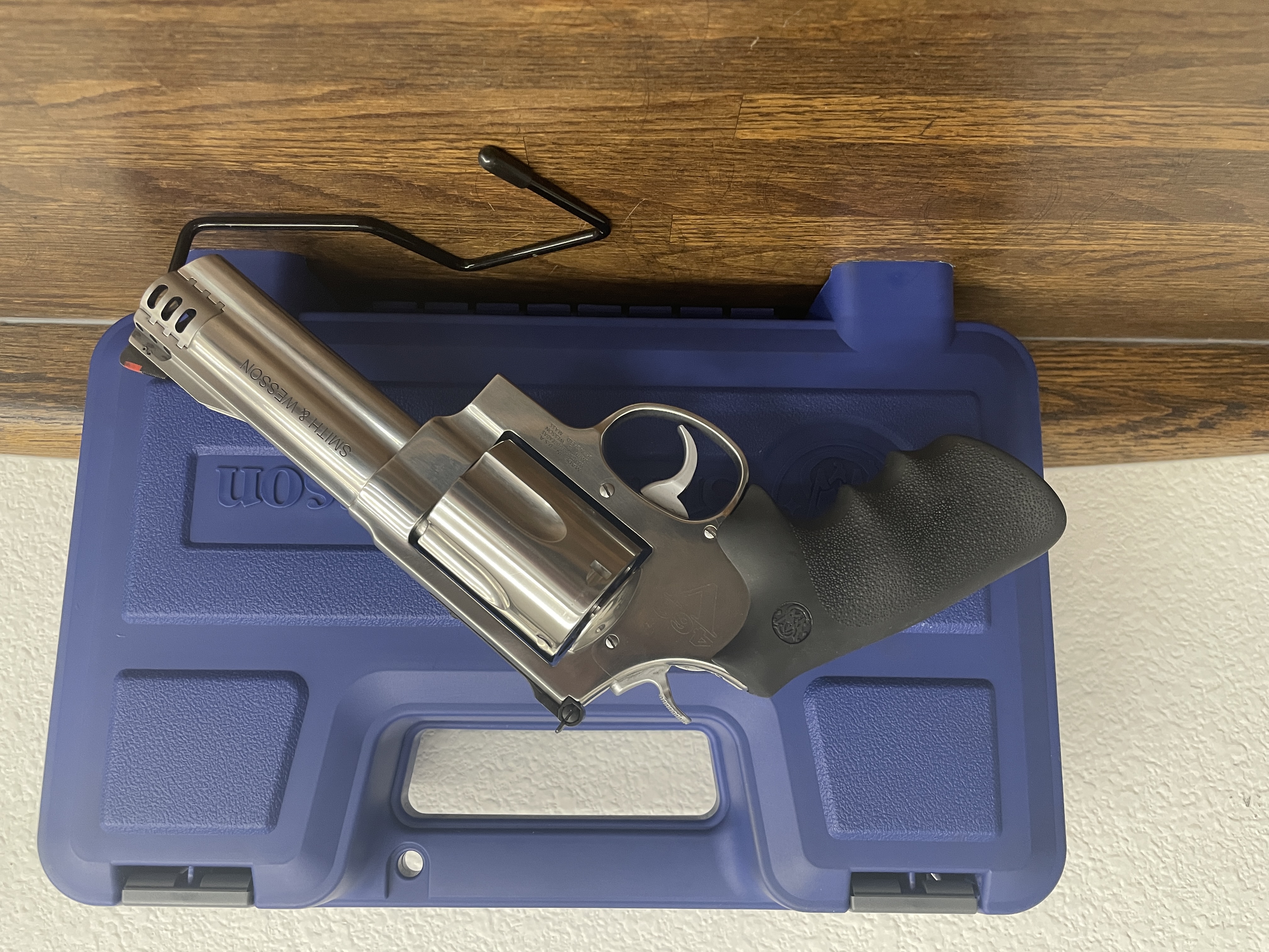 Smith & Wesson 460V, photo 3