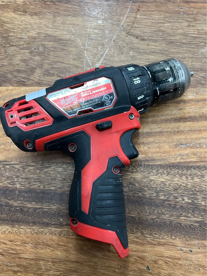 Milwaukee 2407-20 Drill Driver, photo 2