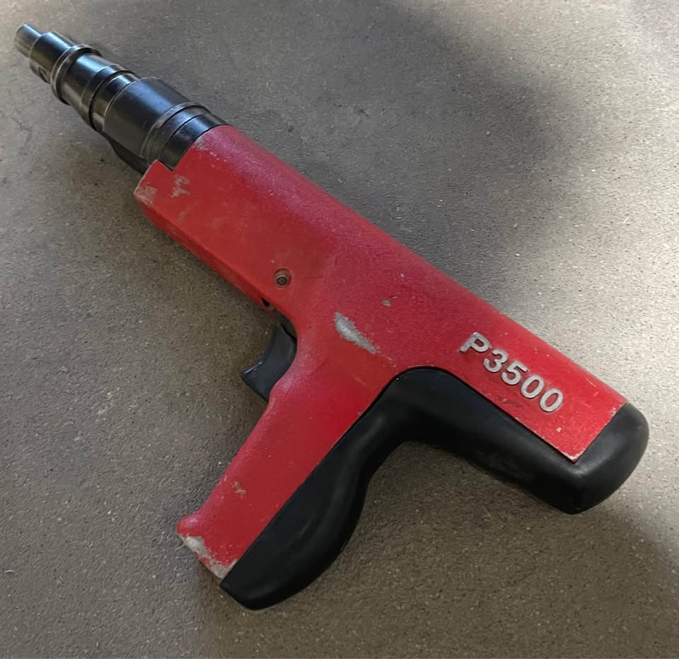 POWER P3500 POWDER-ACTUATED FASTENING TOOL, photo 3 of 4