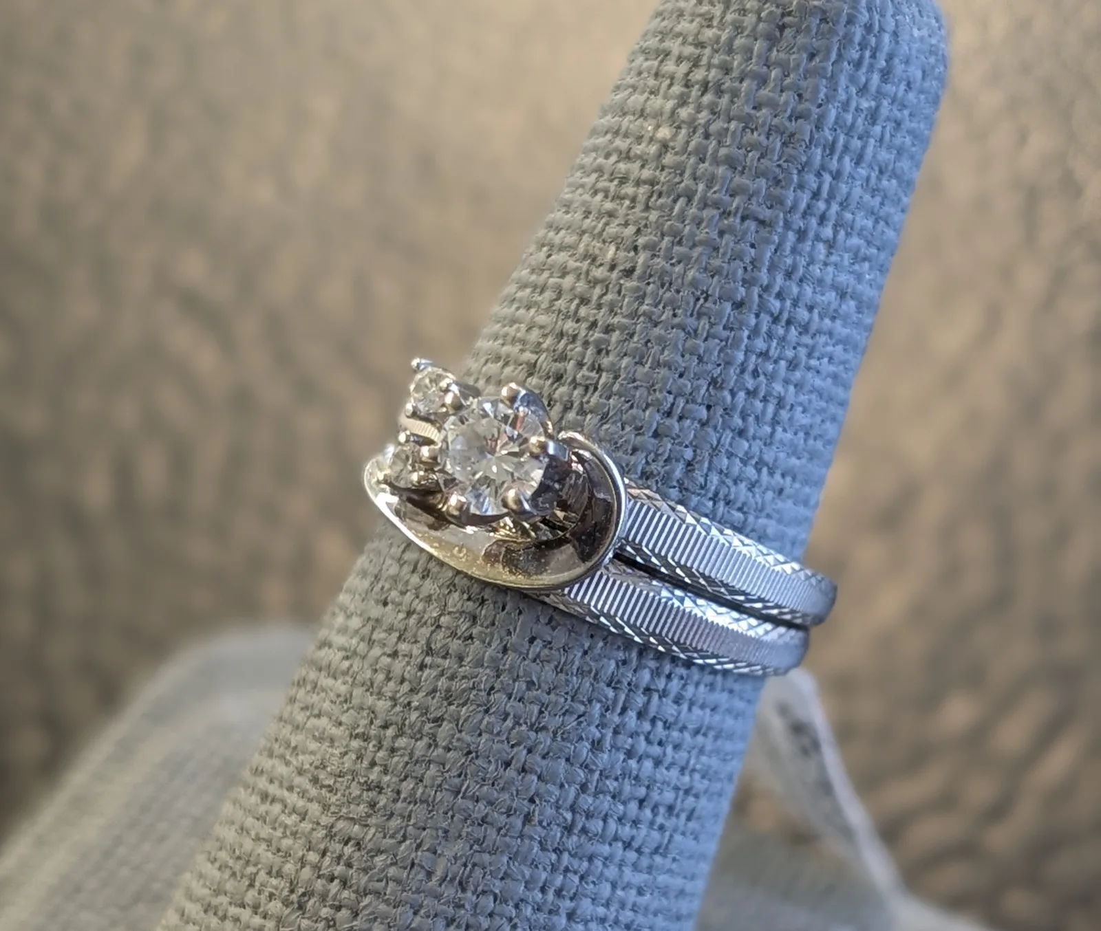 2.8gm 14k White Gold Diamond Ring, photo 2