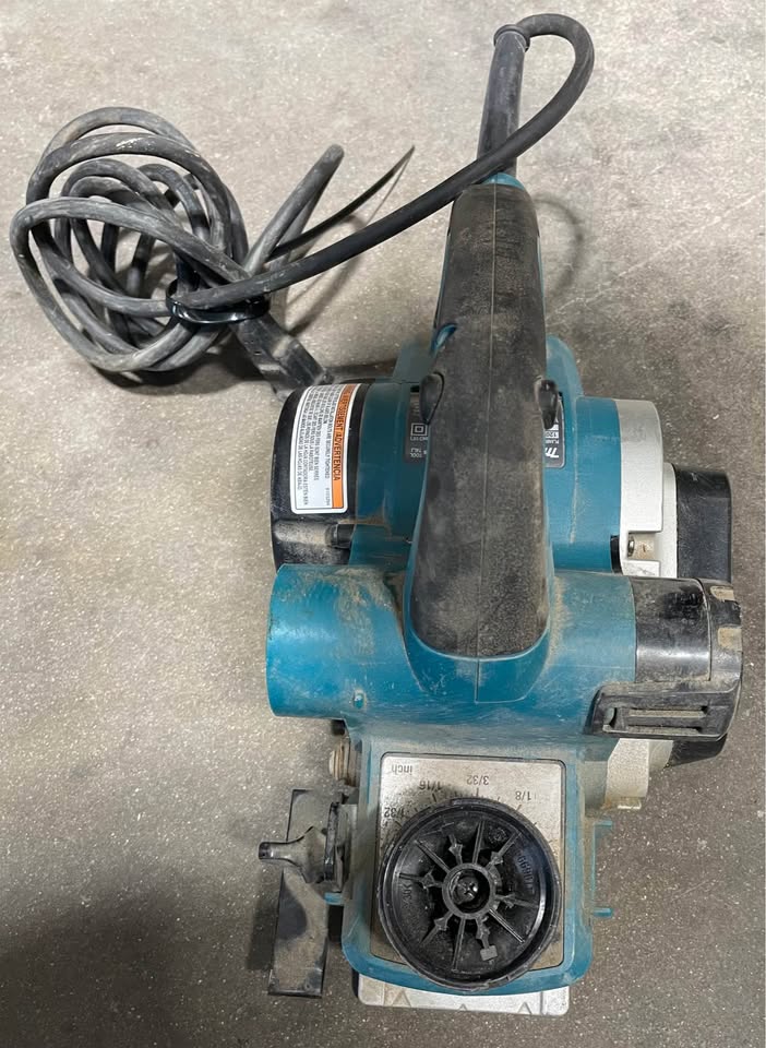 MAKITA WOOD PLANER, photo 2