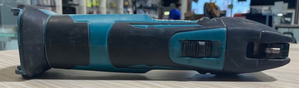 MAKITA XMT03 (TOOL ONLY), photo 2 of 4