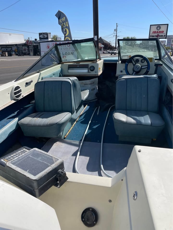 🚤16' FULLTON TRAILER PLUS BONUS 1982 SEASWIRL BOAT, photo 6