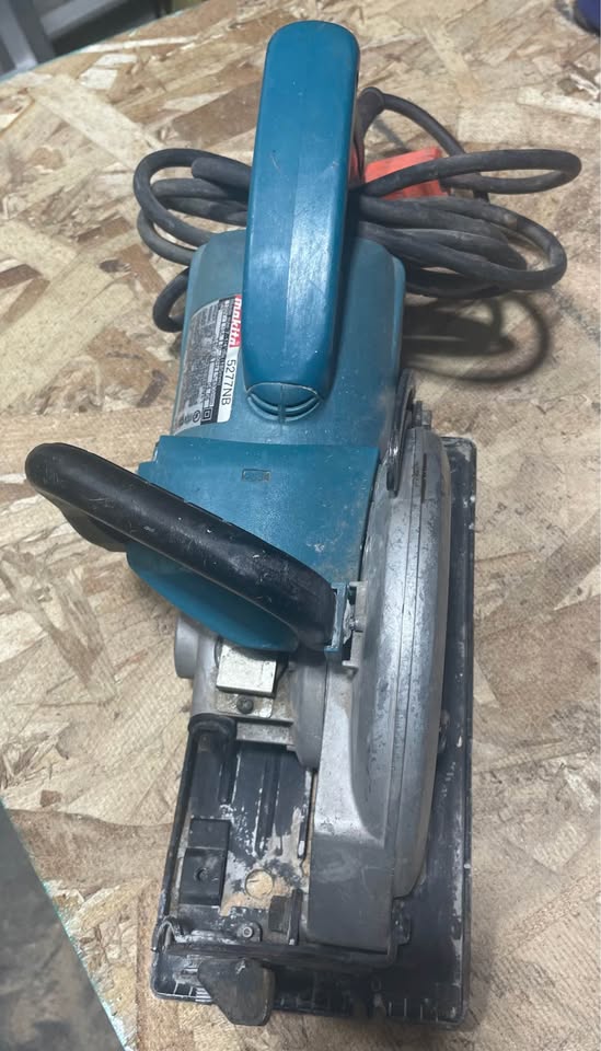 MAKITA HAND SAW 5277NB, photo 3 of 5