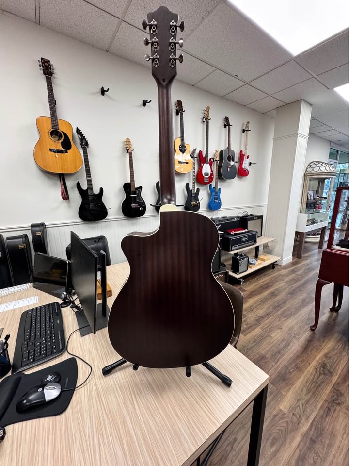 Guild OM-240CE acoustic-electric guitar, photo 7