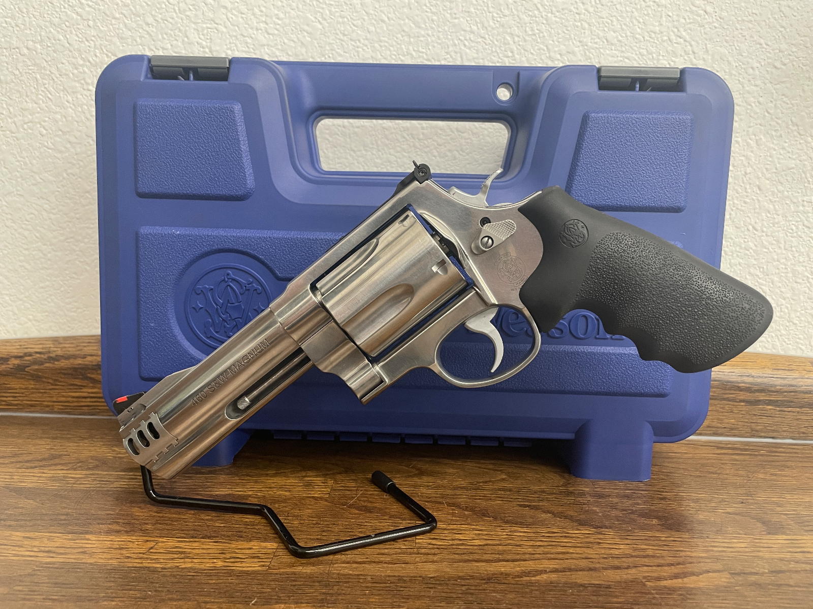 Smith & Wesson 460V, photo 2