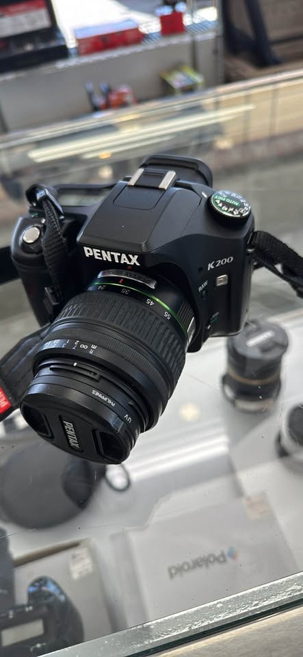 Pentax K200D DSLR camera bundle, photo 4