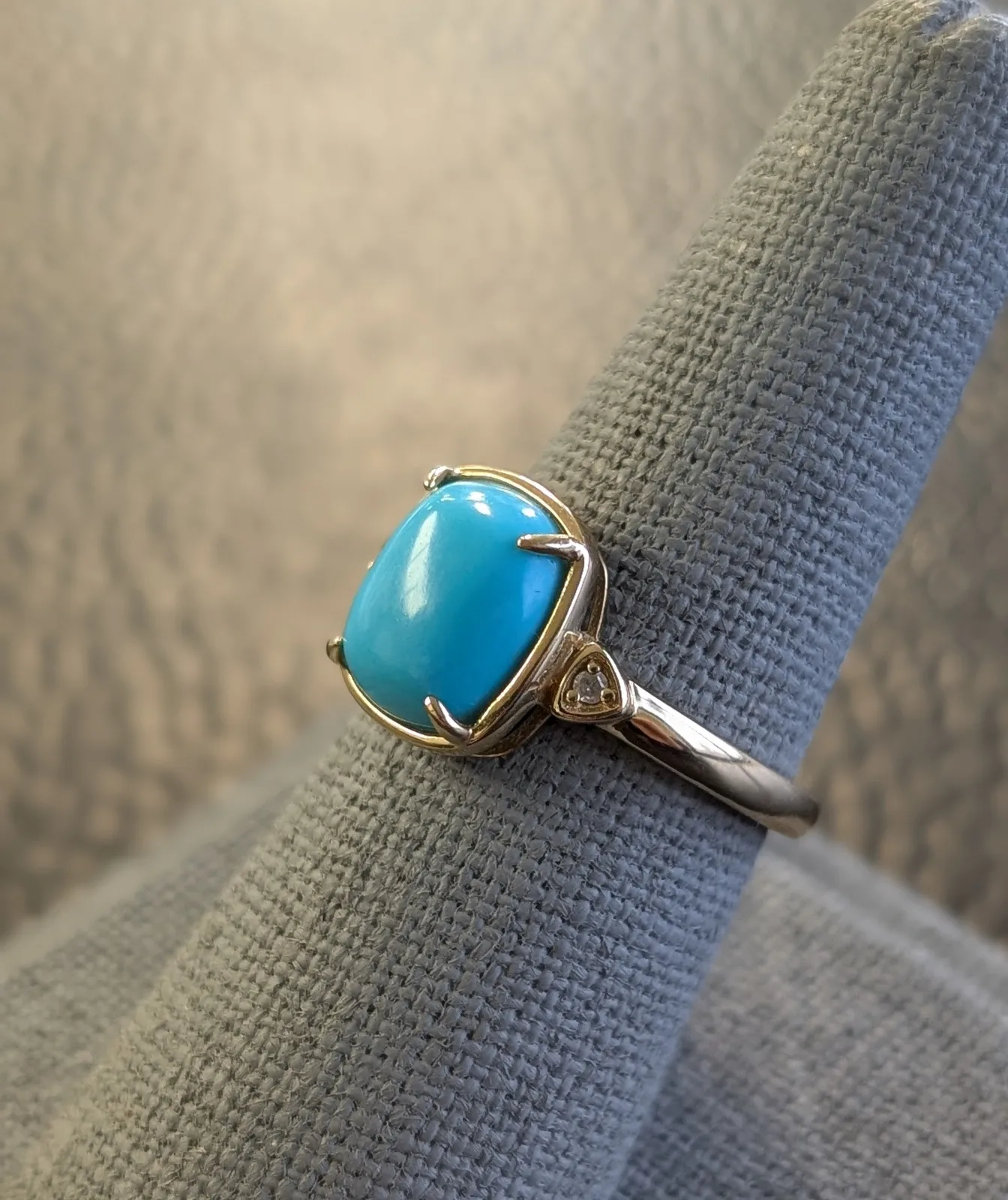 2.5gm 10k Gold RING, photo 2