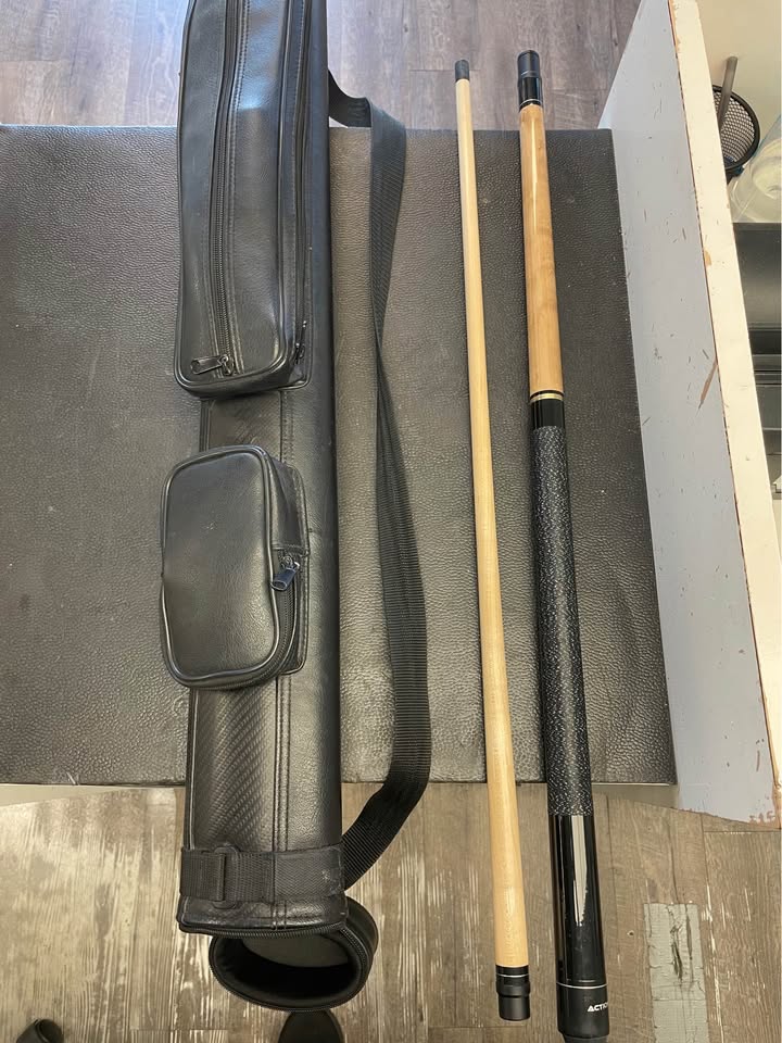 🎱 ACTION POOL CUE W/ BAG & ACCESSORIES 🎱, photo 2