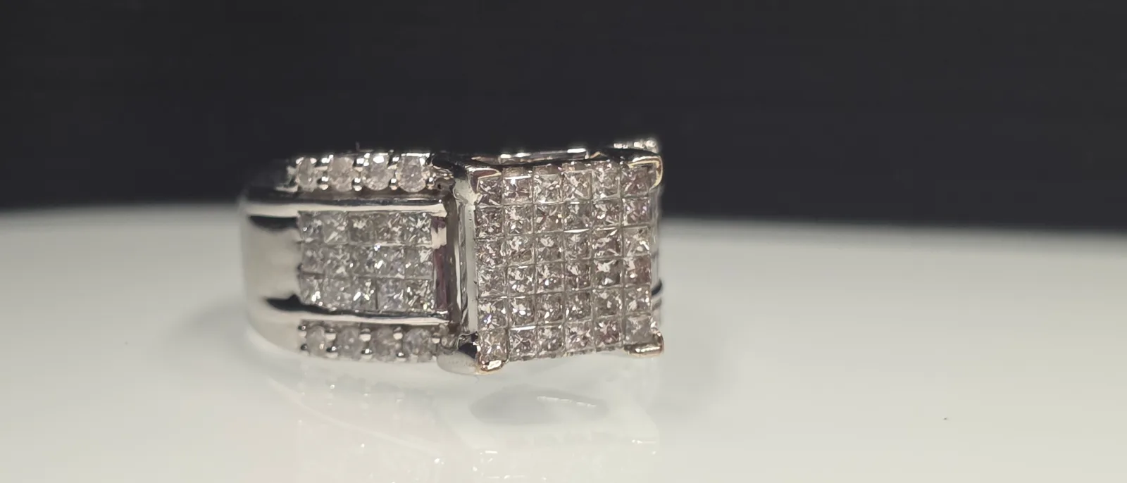 Diamond Cluster Ladies 14k Gold Ring, Sz 8, photo 2