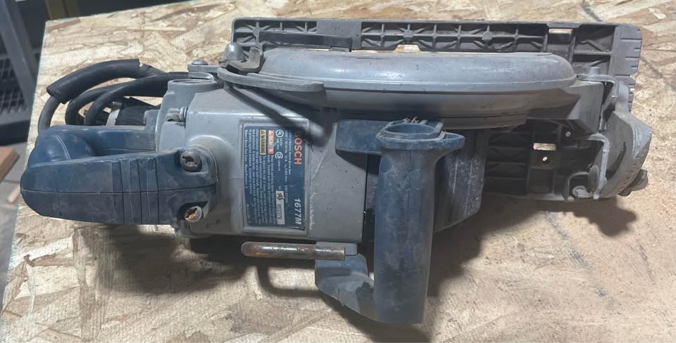 BOSCH HAND SAW 1677M, photo 2
