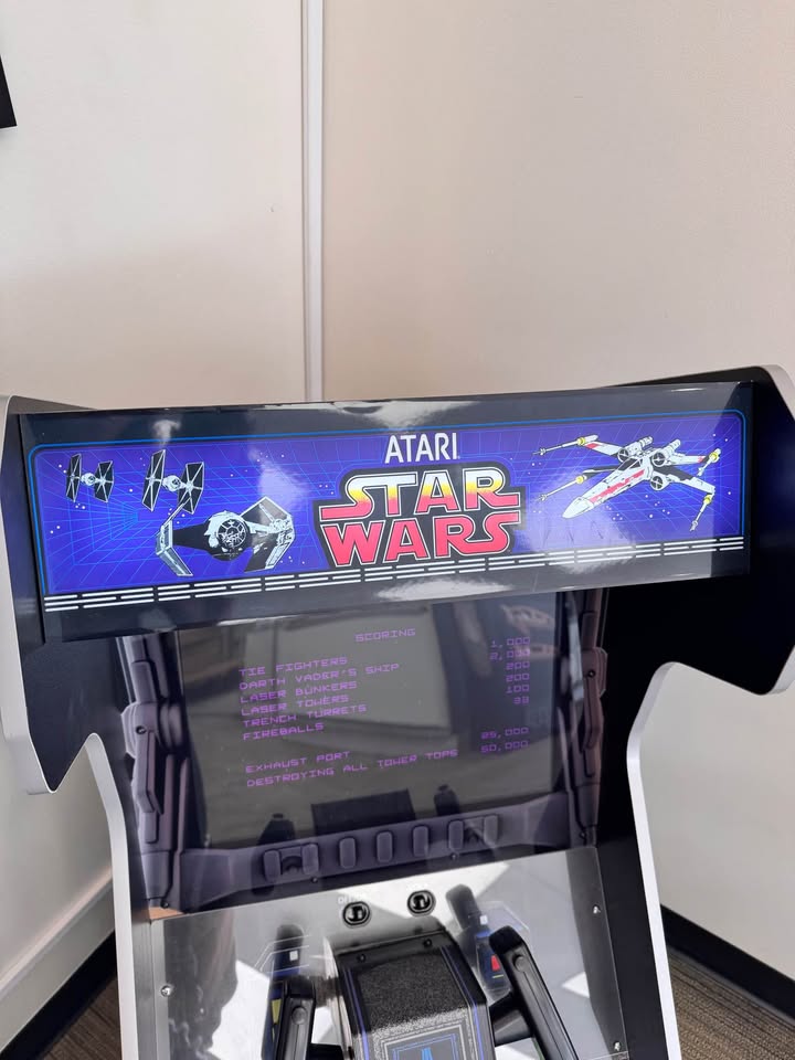 Atari Star Wars themed machine, photo 2