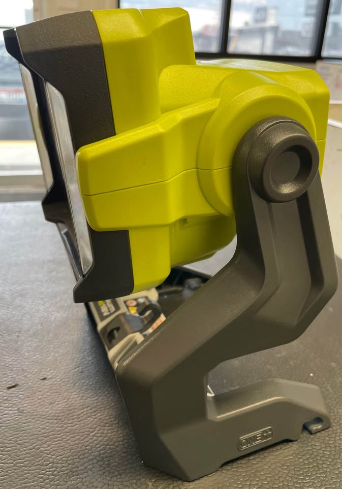 💡 RYOBI Work Light P721 18V, photo 2