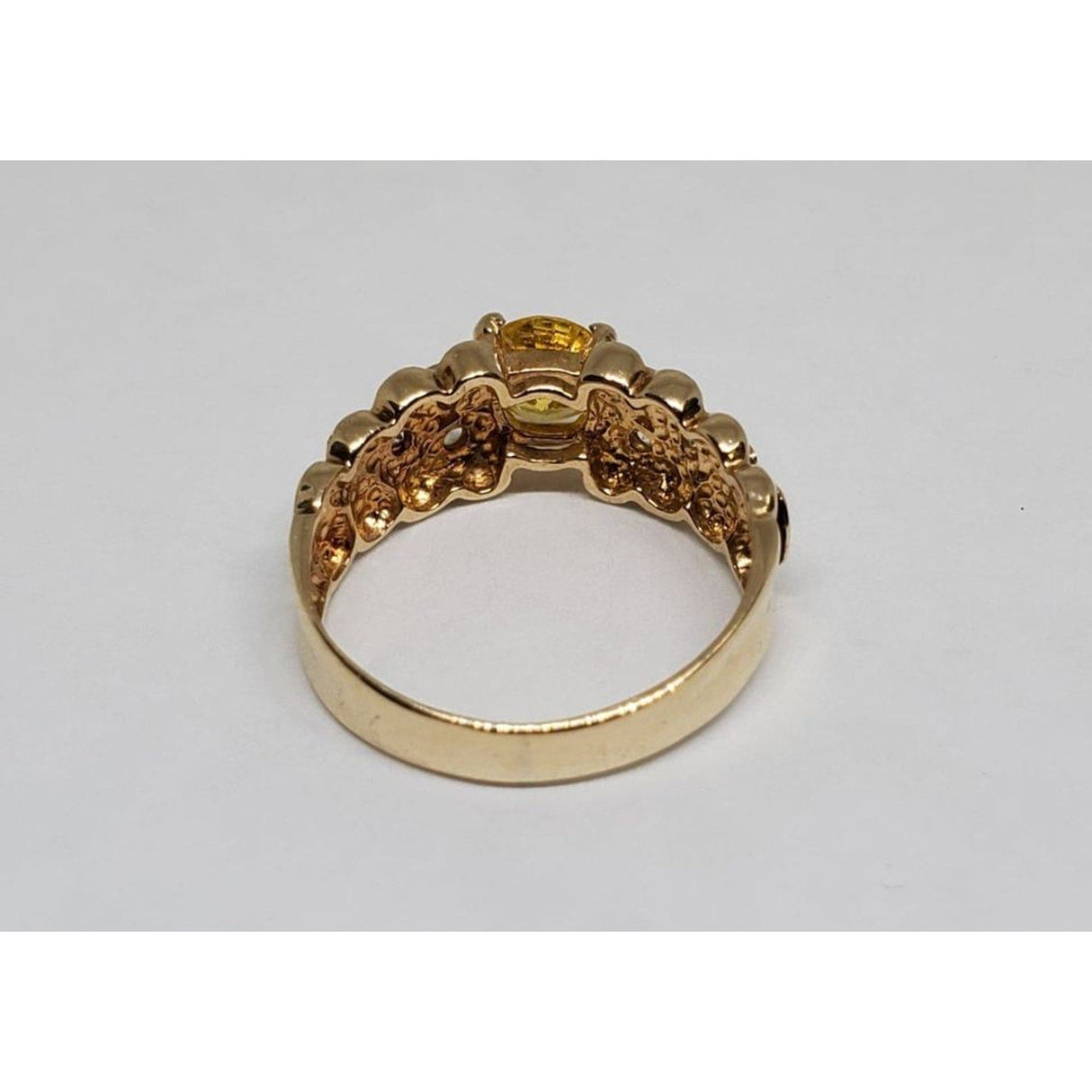 14K YELLOW GOLD RING WITH YELLOW STONE - Idaho Pawn & Gold