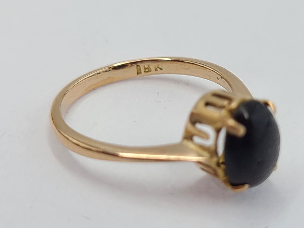 18K YELLOW GOLD RING W/ DARK CENTER STONE (SIZE 5.5) - Idaho Pawn & Gold