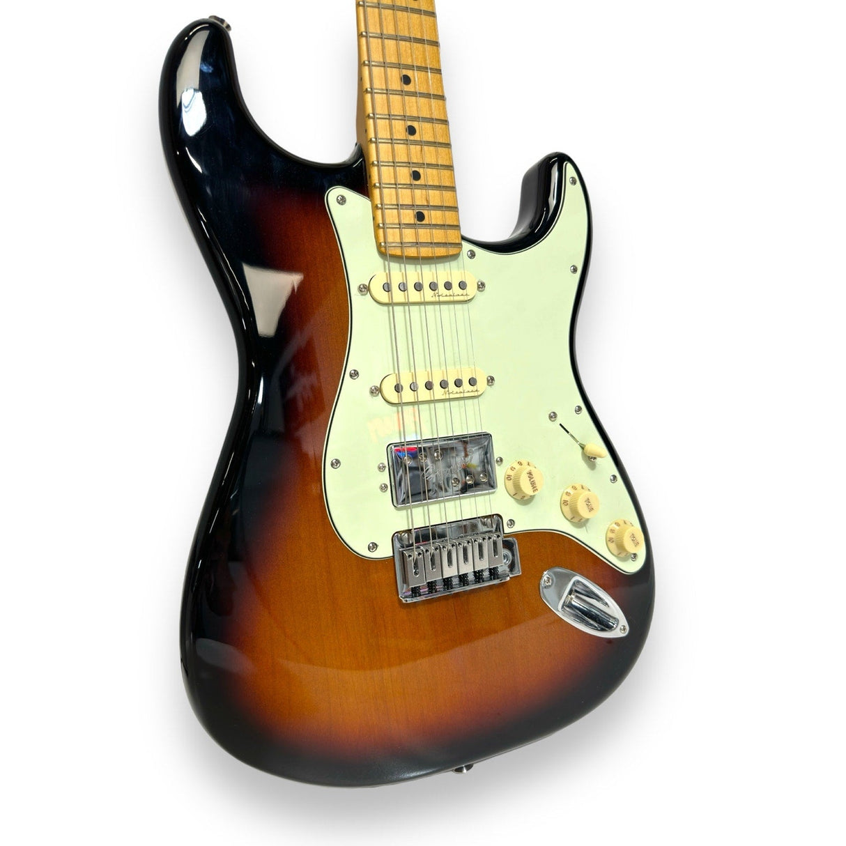 FENDER MODEL PLAYER PLUS STRATOCASTER - Idaho Pawn & Gold