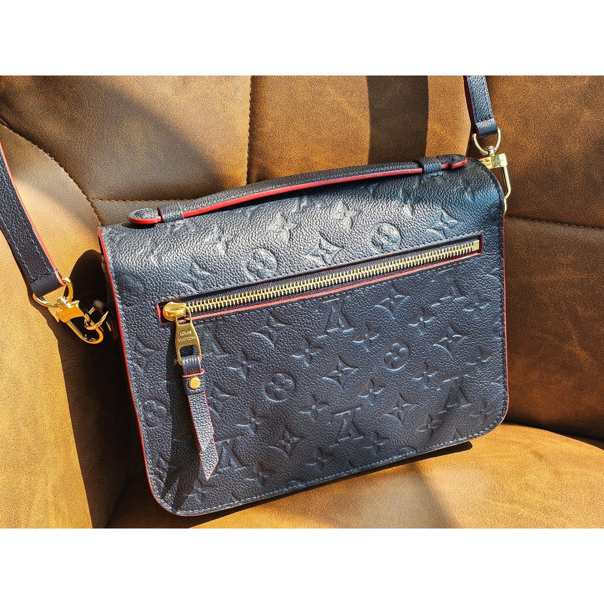 LOUIS VUITTON POCHETTE NAVY METIS PURSE - Idaho Pawn & Gold