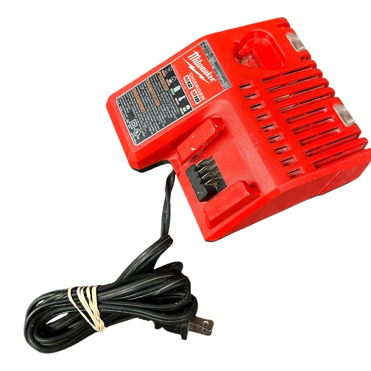 MILWAUKEE TOOLS 48 - 59 - 1812 - BATTERY CHARGER - Idaho Pawn & Gold